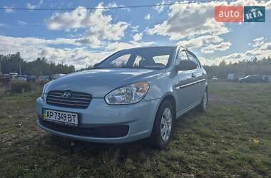 Седан Hyundai Accent 2010 в Ивано-Франковске