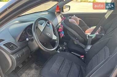 Седан Hyundai Accent 2011 в 
