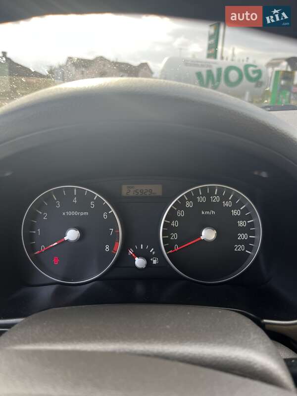 Седан Hyundai Accent 2008 в Кременчуге