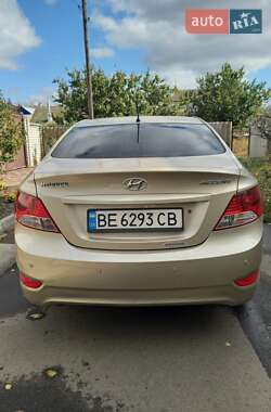 Седан Hyundai Accent 2011 в 