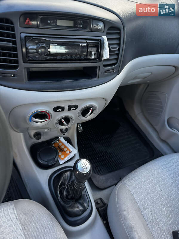 Седан Hyundai Accent 2007 в Ивано-Франковске