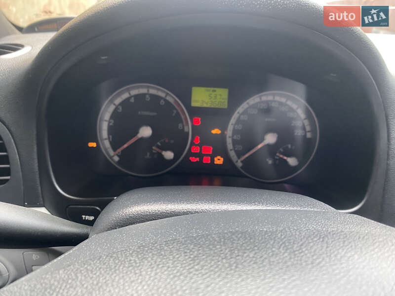 Хэтчбек Hyundai Accent 2008 в Белой Церкви фото 17 Хэтчбек Hyundai Accent 2008 в Белой Церкви