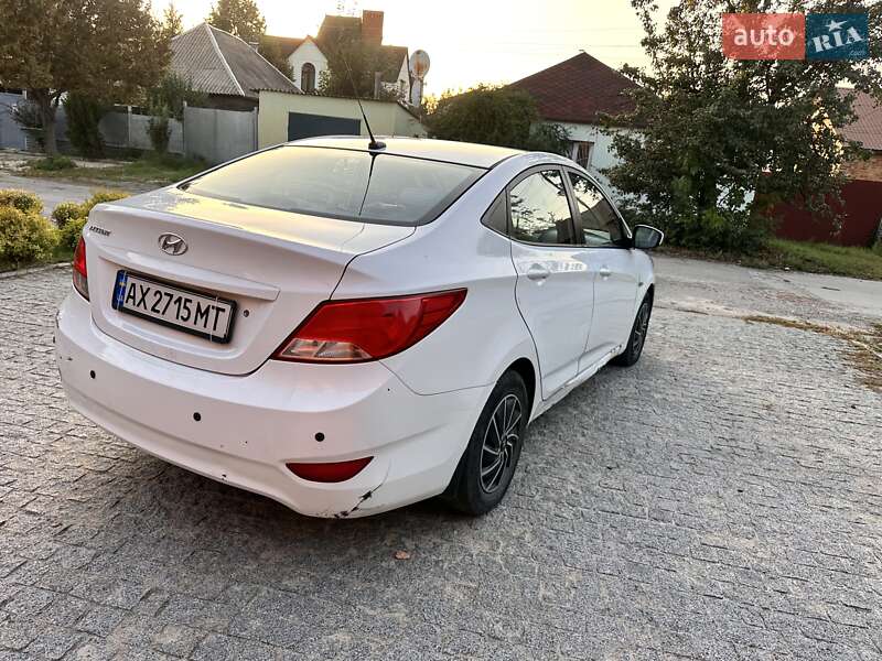 Седан Hyundai Accent 2015 в Харкові фото 6 Седан Hyundai Accent 2015 в Харкові