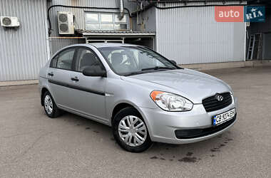 Седан Hyundai Accent 2010 в Чернігові