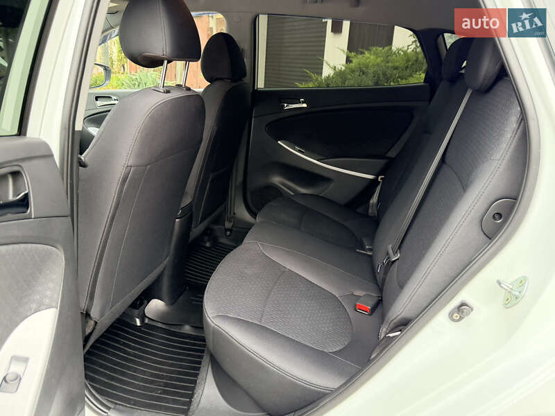 Хэтчбек Hyundai Accent 2012 в Одессе