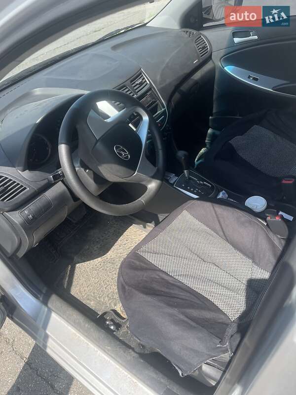 Седан Hyundai Accent 2011 в Харькове