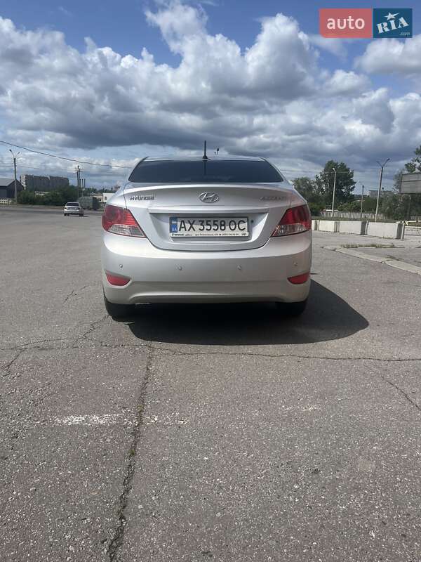 Седан Hyundai Accent 2011 в Харькове