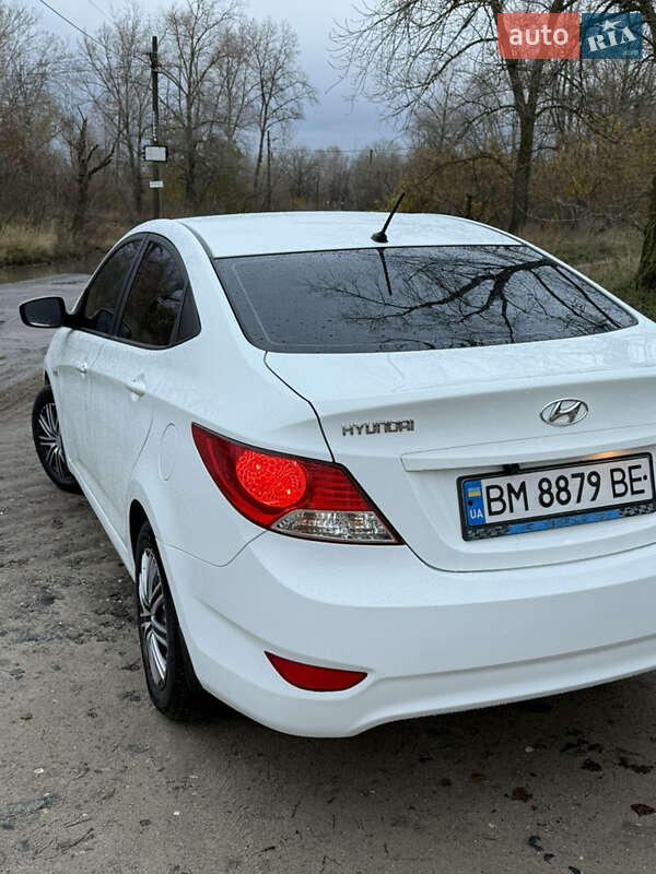 Седан Hyundai Accent 2013 в Киеве фото 3 Седан Hyundai Accent 2013 в Киеве