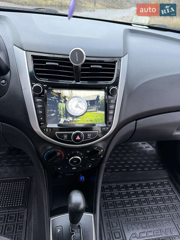Седан Hyundai Accent 2013 в Киеве фото 46 Седан Hyundai Accent 2013 в Киеве