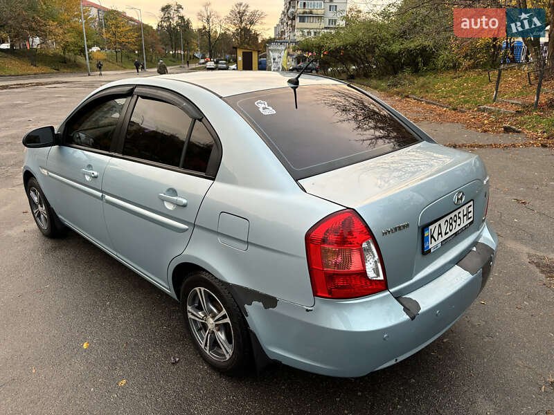 Седан Hyundai Accent 2008 в Киеве