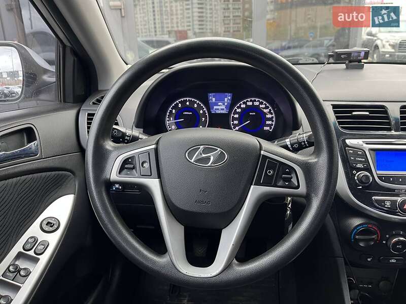 Седан Hyundai Accent 2013 в Киеве фото 15 Седан Hyundai Accent 2013 в Киеве