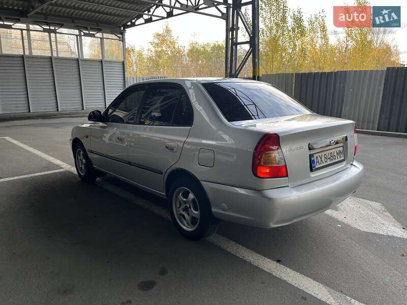 Седан Hyundai Accent 2002 в Харкові