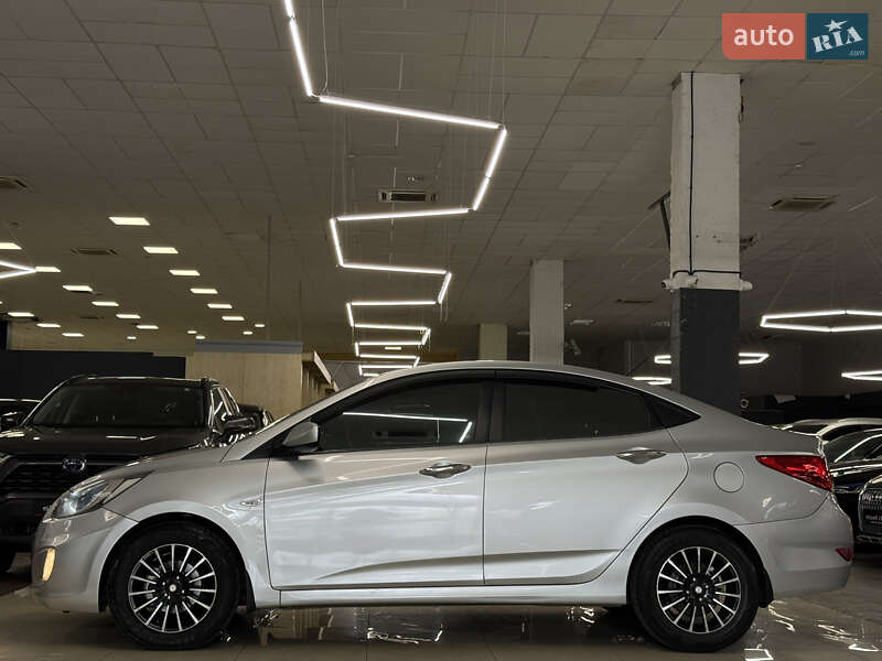 Седан Hyundai Accent 2011 в Николаеве фото 7 Седан Hyundai Accent 2011 в Николаеве