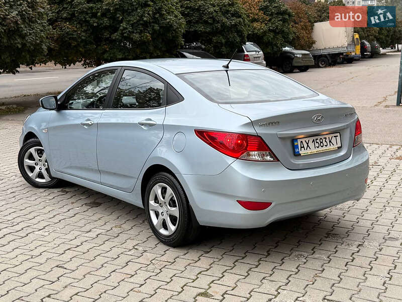 Седан Hyundai Accent 2011 в Харькове фото 8 Седан Hyundai Accent 2011 в Харькове