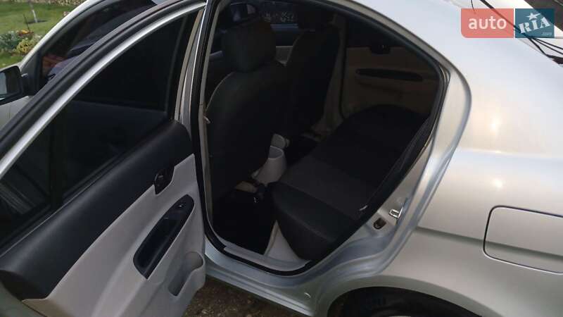 Седан Hyundai Accent 2010 в Корсуне-Шевченковском фото 18 Седан Hyundai Accent 2010 в Корсуне-Шевченковском