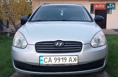 Седан Hyundai Accent 2010 в Корсуне-Шевченковском