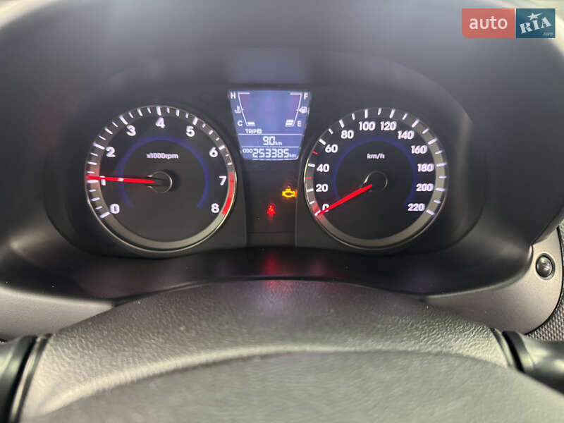 Седан Hyundai Accent 2011 в Одессе фото 8 Седан Hyundai Accent 2011 в Одессе