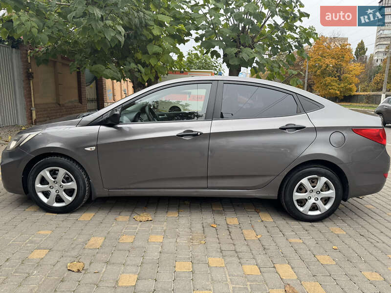Седан Hyundai Accent 2011 в Одессе фото 15 Седан Hyundai Accent 2011 в Одессе