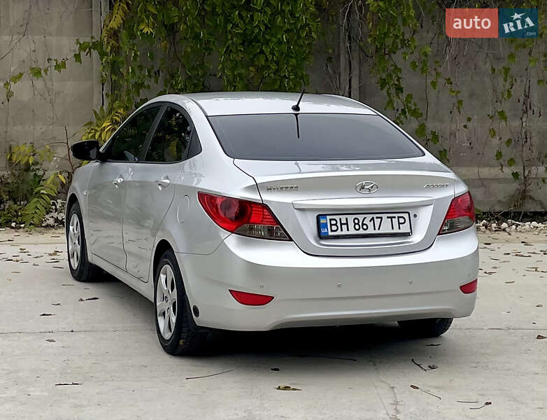 Седан Hyundai Accent 2011 в Одесі фото 21 Седан Hyundai Accent 2011 в Одесі