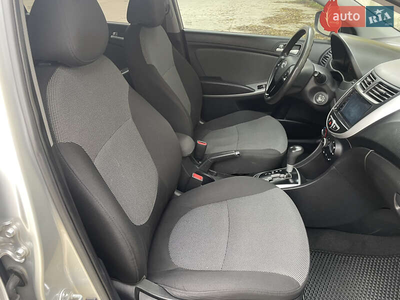 Седан Hyundai Accent 2011 в Одесі фото 44 Седан Hyundai Accent 2011 в Одесі