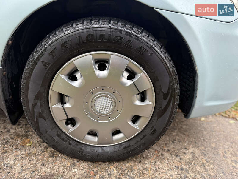 Седан Hyundai Accent 2008 в Харькове фото 10 Седан Hyundai Accent 2008 в Харькове