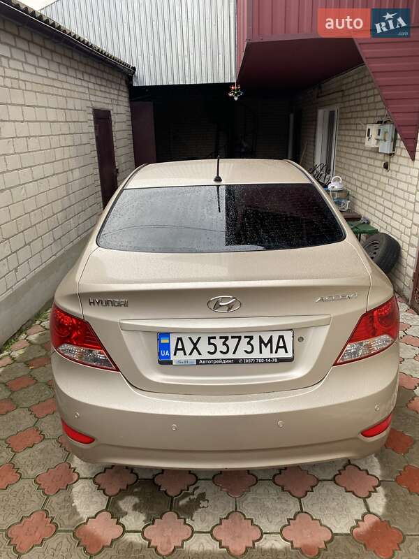 Седан Hyundai Accent 2012 в Харкові фото 3 Седан Hyundai Accent 2012 в Харкові