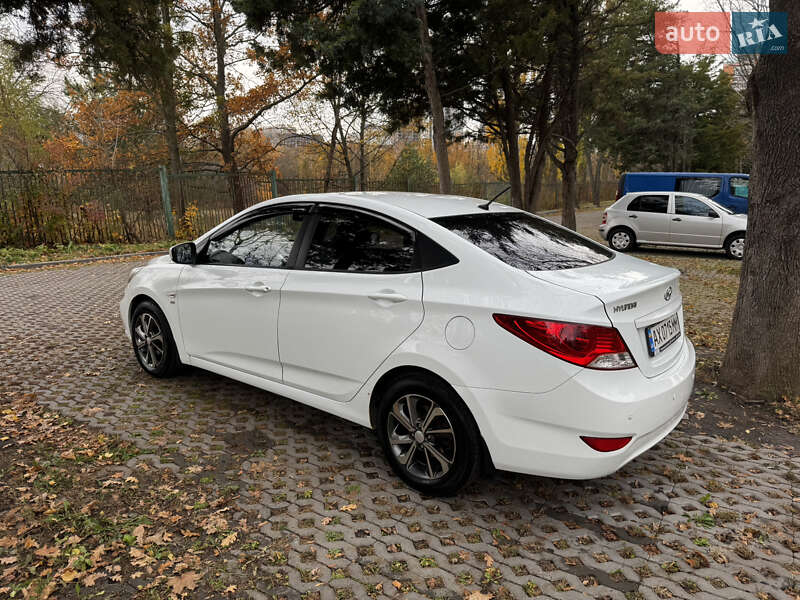 Седан Hyundai Accent 2012 в Харькове
