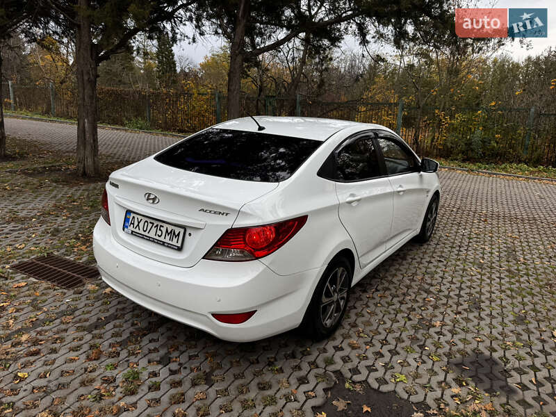 Седан Hyundai Accent 2012 в Харькове