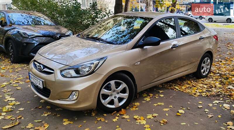 Седан Hyundai Accent 2014 в Одесі фото 5 Седан Hyundai Accent 2014 в Одесі