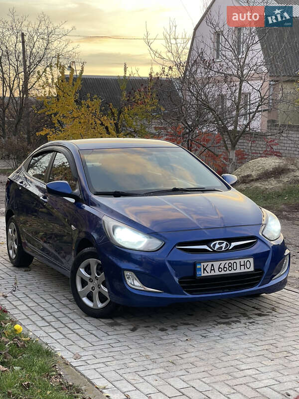 Седан Hyundai Accent 2013 в Харкові