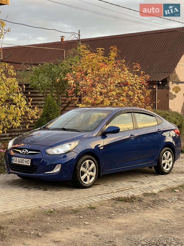 Седан Hyundai Accent 2013 в Харкові