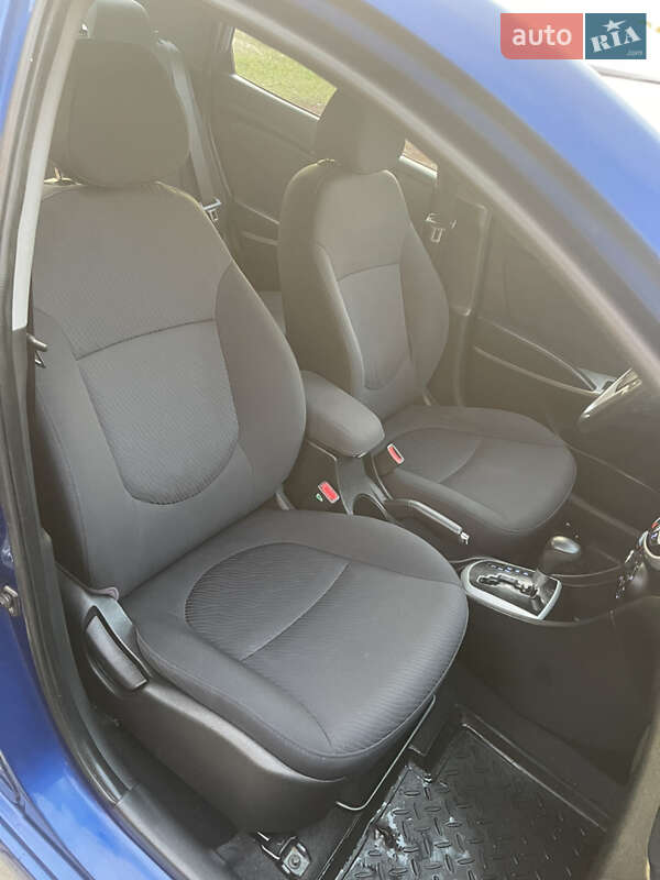 Седан Hyundai Accent 2013 в Харкові