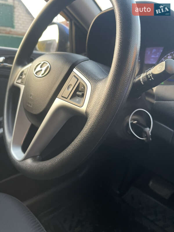 Седан Hyundai Accent 2013 в Харкові