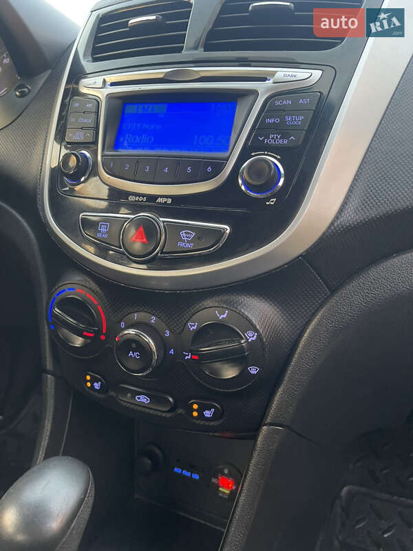 Седан Hyundai Accent 2013 в Харкові