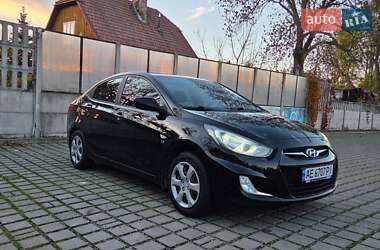 Седан Hyundai Accent 2011 в Киеве