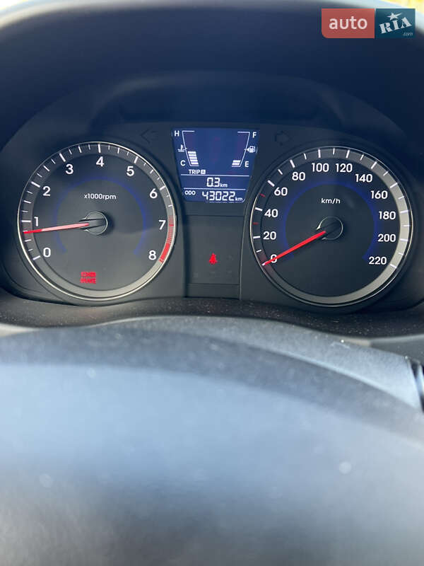 Седан Hyundai Accent 2013 в Харькове