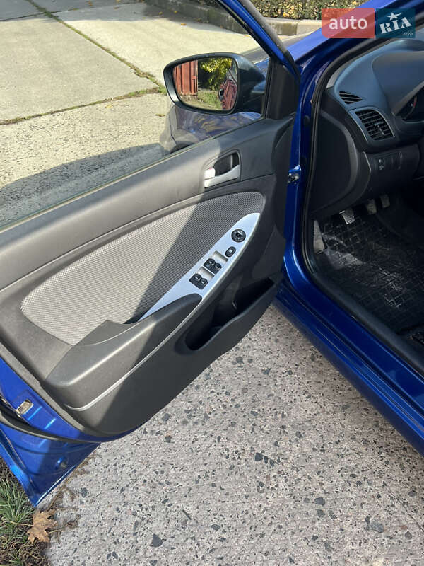 Седан Hyundai Accent 2013 в Харькове