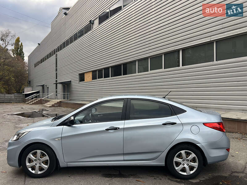 Седан Hyundai Accent 2012 в Харькове фото 9 Седан Hyundai Accent 2012 в Харькове