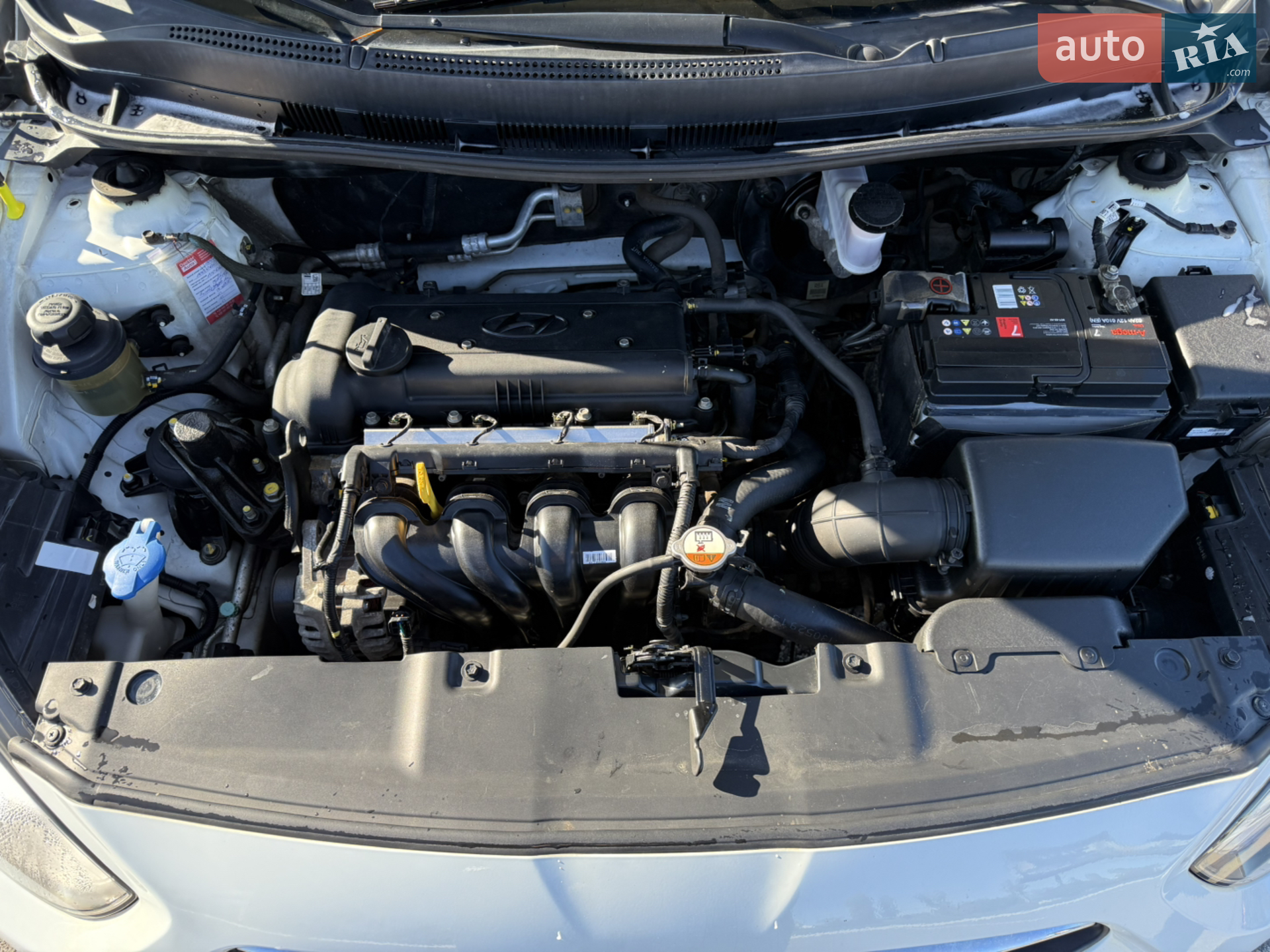 2013 Hyundai Accent - мініатюра 9