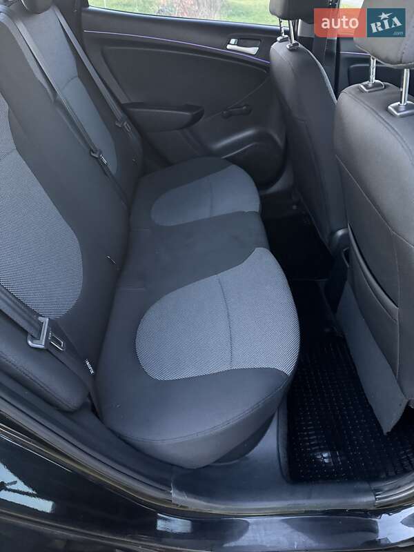 Седан Hyundai Accent 2011 в Тернополе