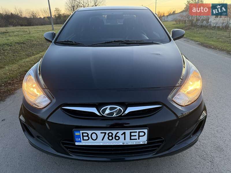 Седан Hyundai Accent 2011 в Тернополе