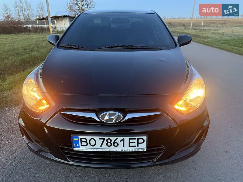 Седан Hyundai Accent 2011 в Тернополе