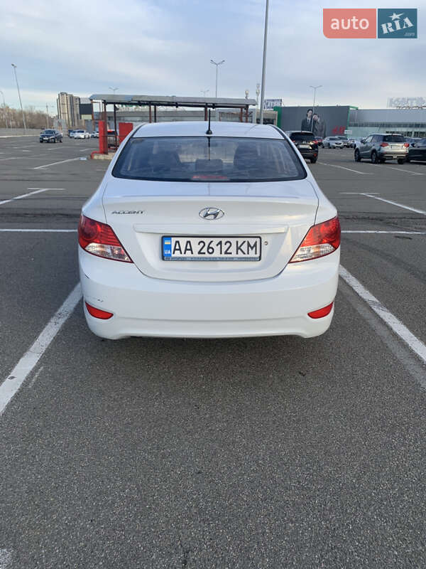 Седан Hyundai Accent 2019 в Києві