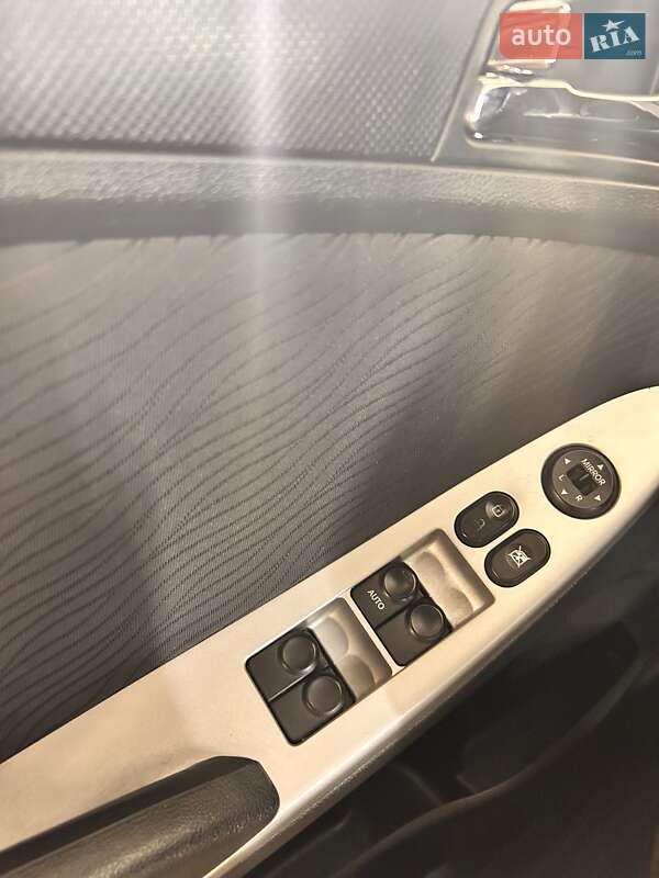 Седан Hyundai Accent 2012 в Одессе фото 48 Седан Hyundai Accent 2012 в Одессе