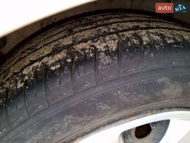 Седан Hyundai Accent 2011 в Києві фото 29 Седан Hyundai Accent 2011 в Києві