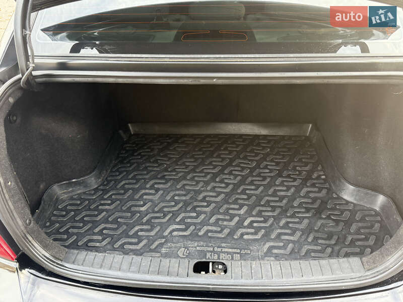 Седан Hyundai Accent 2008 в Прилуках