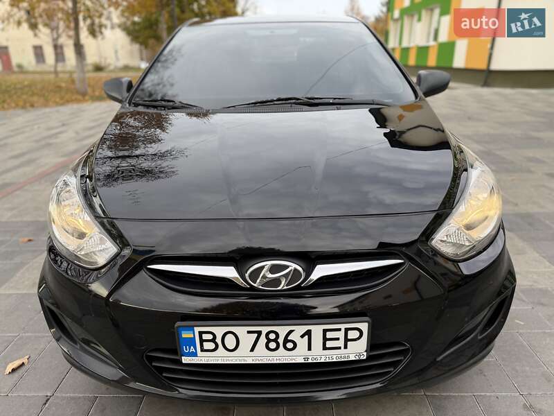 Седан Hyundai Accent 2011 в Тернополе