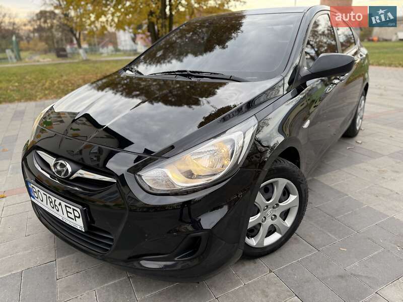 Седан Hyundai Accent 2011 в Тернополе