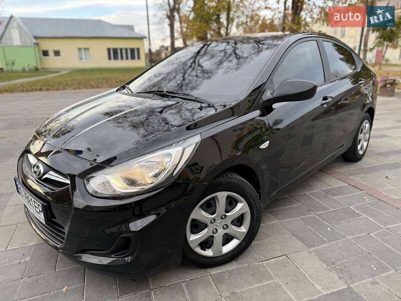 Седан Hyundai Accent 2011 в Тернополе