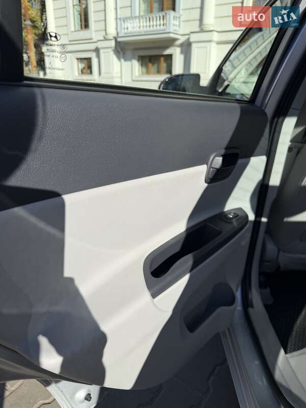 Седан Hyundai Accent 2008 в Одесі